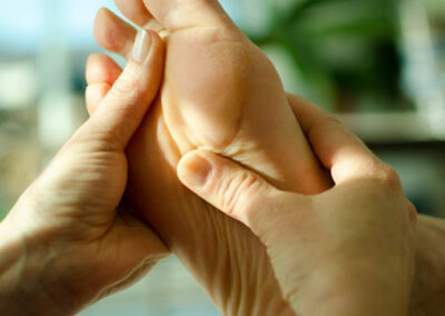 Photo pieds et mains massage des pieds - Fabienne Le Meur