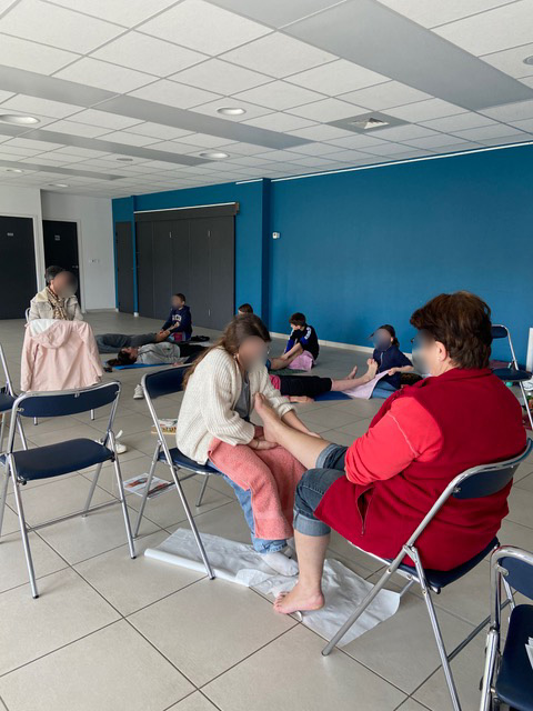 Atelier-collectif-relaxation-sonore-scolaires-Fabienne-Le-Meur