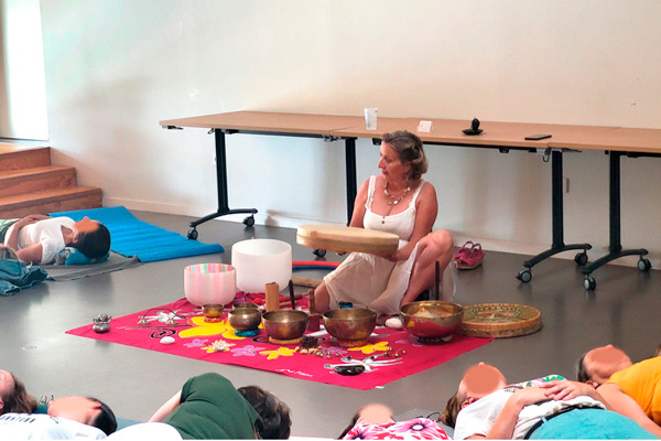 relaxation-sonore-en-entreprise-Fabienne-Le-Meur Atelier de relaxation sonore en entreprise avec Fabienne Le Meur